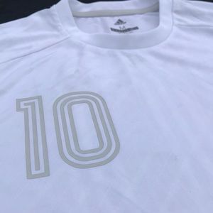 Adidas Climalite t-shirt 😈